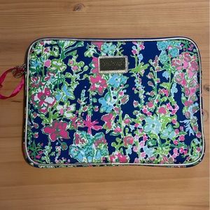 Lilly Pulitzer padded zip laptop case in blue/pink/turquoise print, 14” x 10”